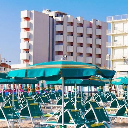 סניגליה Hotel Europa מראה חיצוני תמונה
