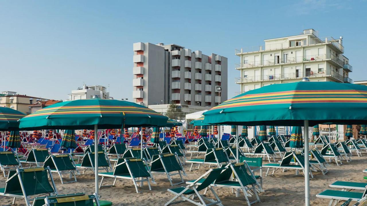 סניגליה Hotel Europa מראה חיצוני תמונה