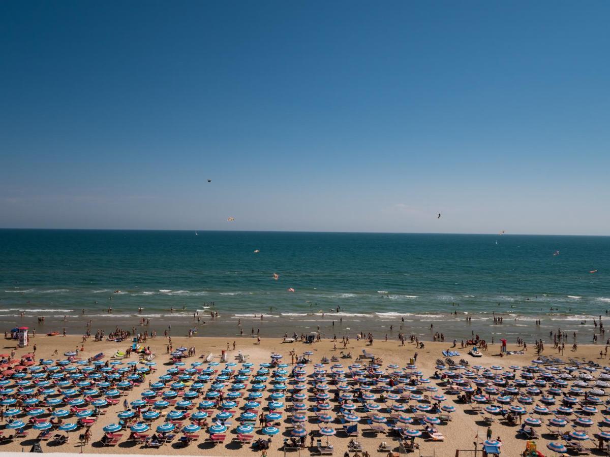 סניגליה Hotel Europa מראה חיצוני תמונה
