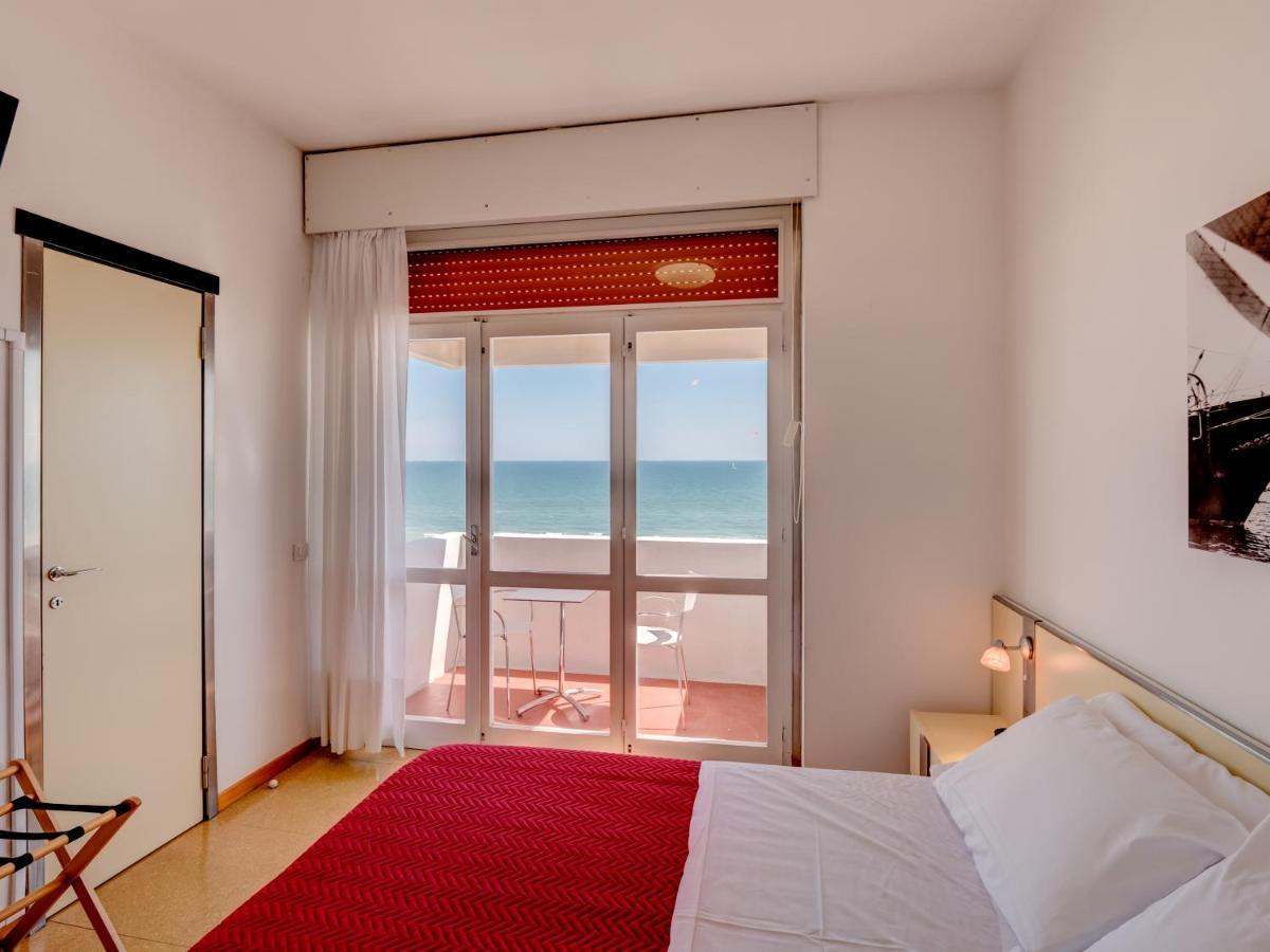 סניגליה Hotel Europa מראה חיצוני תמונה