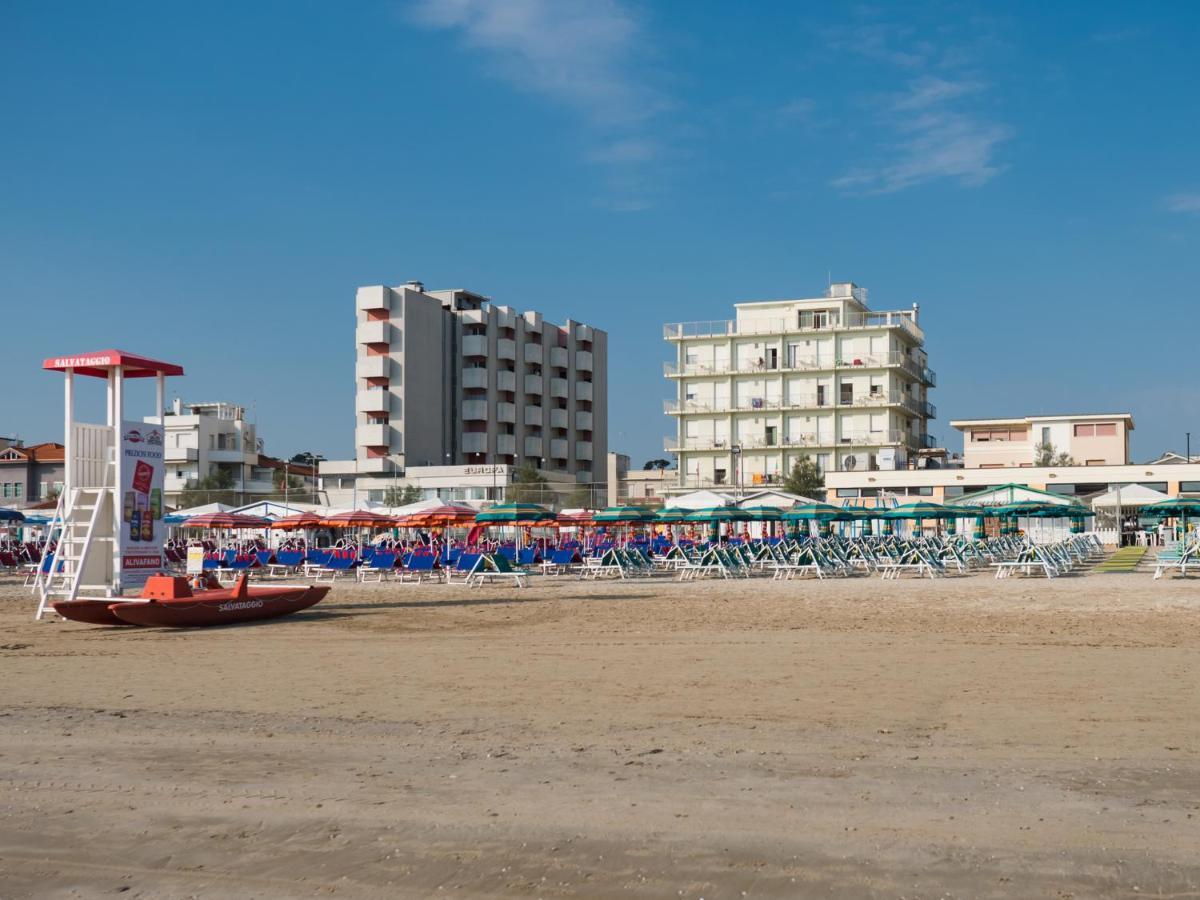 סניגליה Hotel Europa מראה חיצוני תמונה